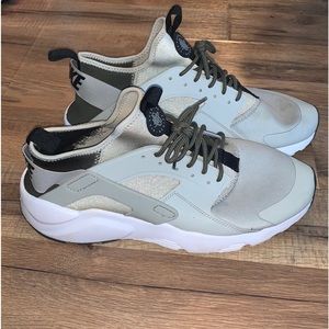 Nike Air Huarache Run Ultra